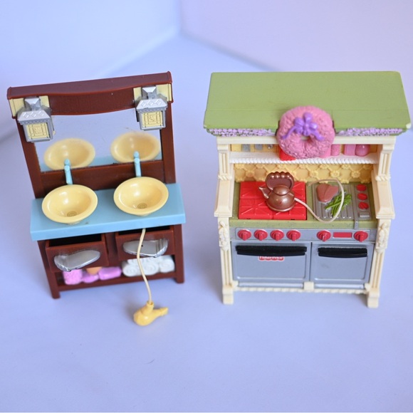 Fisher-Price Loving Family Kitchen and Bathroom Vanity Set- Tested, Sound works! - Picture 2 of 12